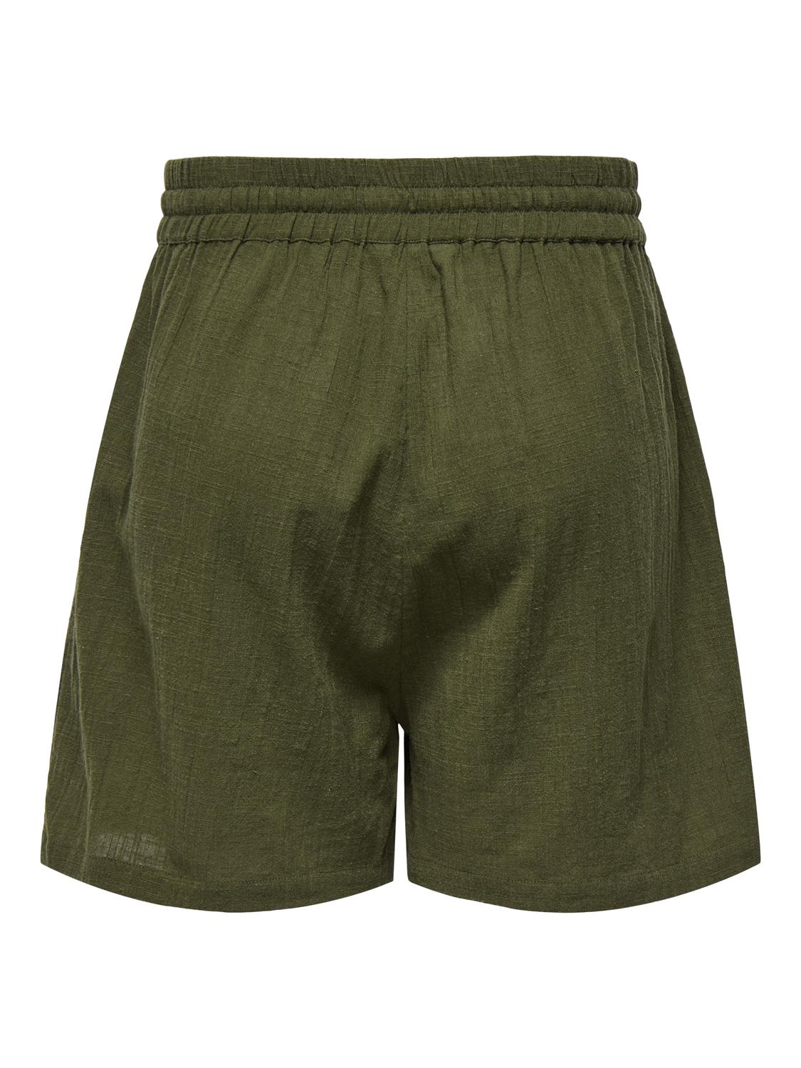 ONLTIZANA Shorts - Grape Leaf